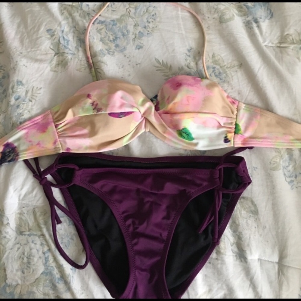 Adorable Victoria's Secret bikini